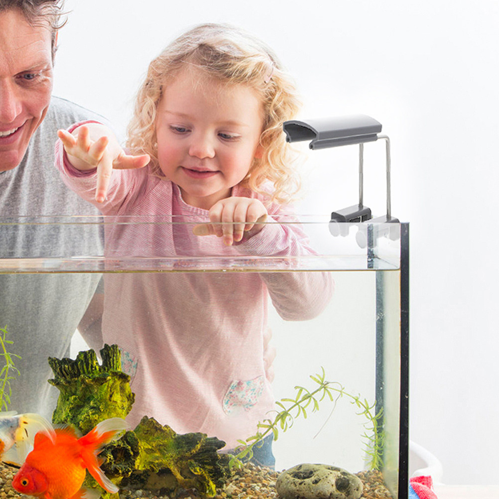 قطعتان من حامل إضاءة حوض السمك - مراجعة Aquarium Fish Accessories وسعره